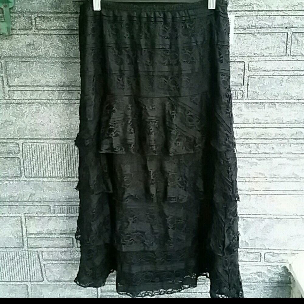 FINAL♡Rachel Rose black lace midi skirt med T